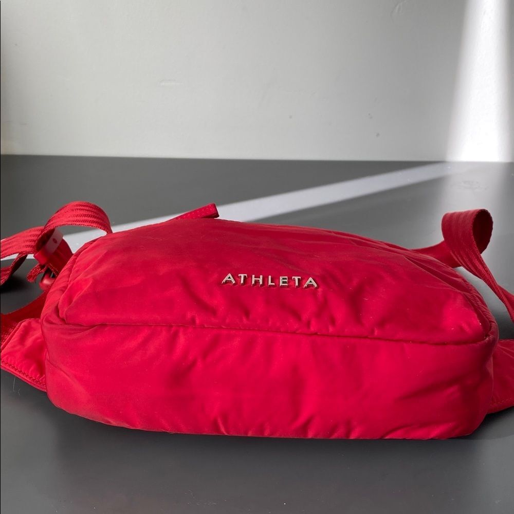 Athleta All About Crossbody Belt Bag OS Red Silver Logo Casual Chic Lightweight - Picture 12 of 14